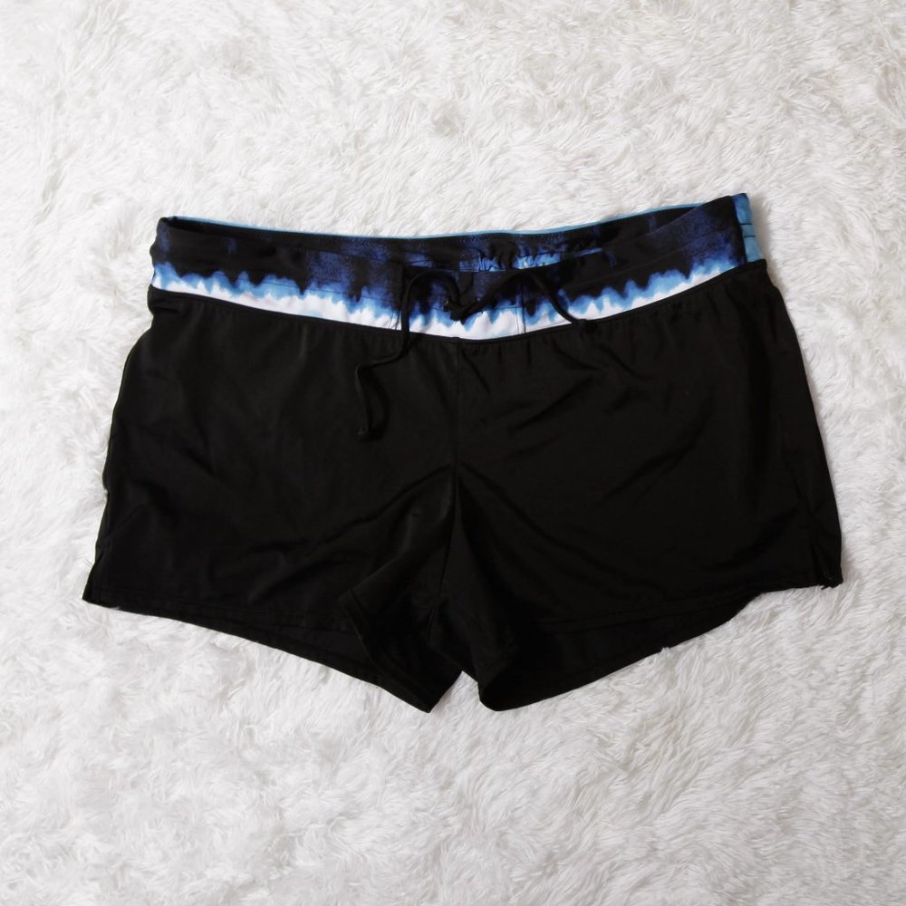Tropical Escape black swim shorts women plus 16